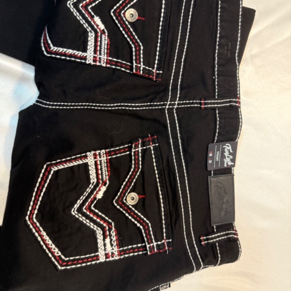 True Luck Jeans Black Straight Leg Jeans with Contrast Stitching – New With Tags - Picture 4 of 5